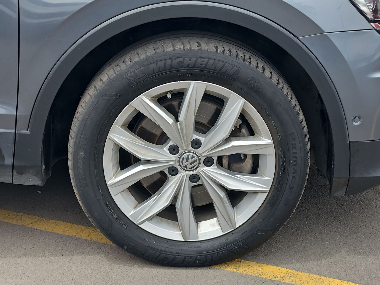 Volkswagen Tiguan Tiguan 4x4 Otto 2.0 Aut 2019 Usado en Usados de Primera - Sergio Escobar