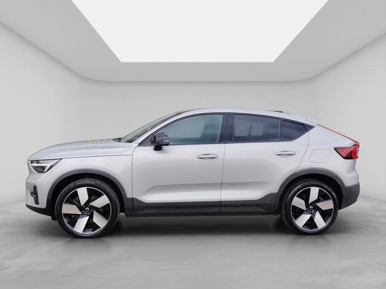 Volvo C40 P8 Recharge  2024 Usado  Usado en BMW Premium Selection