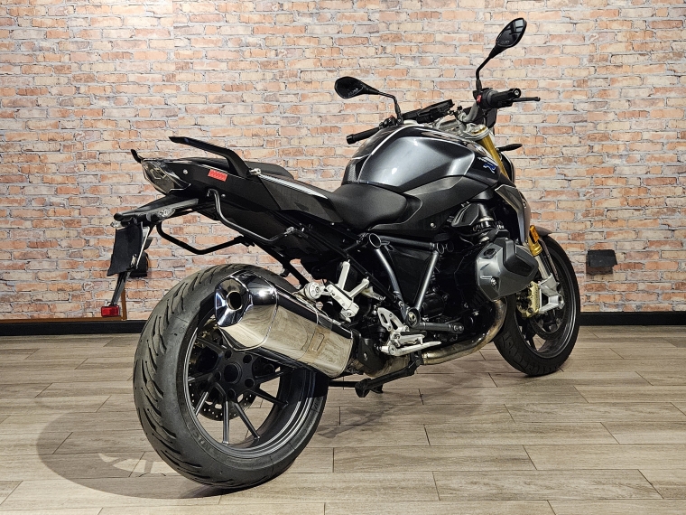 Bmw R 1250 r . 2023 Usado en BMW Premium Selection