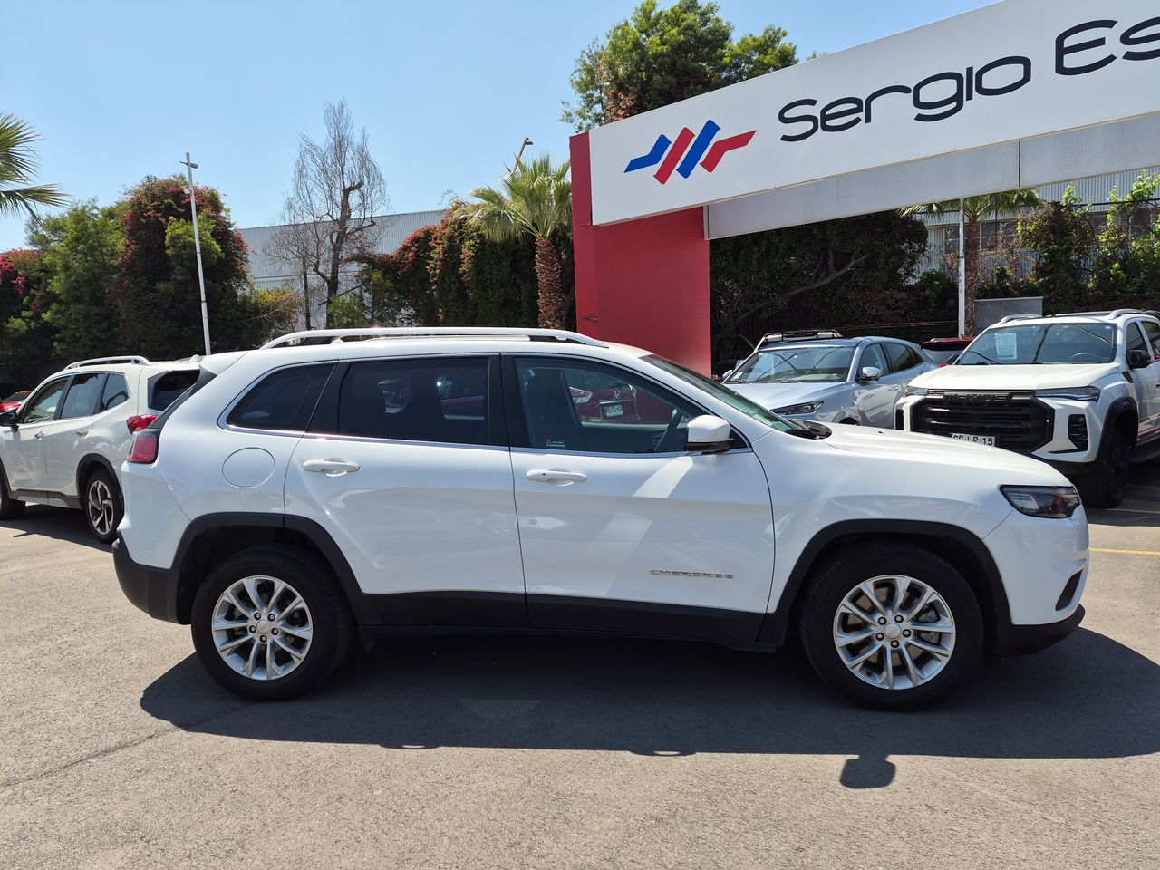 JEEP CHEROKEE CHEROKEE LONGITUDE 2.4 AUT - 2019