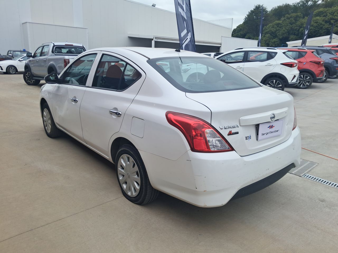 Nissan Versa Versa Sedan 1.6 2020 Usado en Usados de Primera - Sergio Escobar