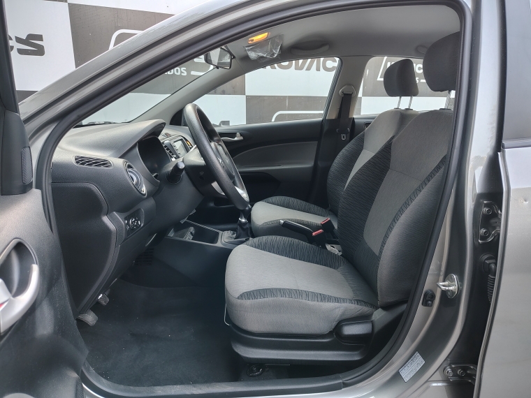 Kia Soluto 1.4 Lx Mt 2024 Usado  Usado en Kovacs Usados