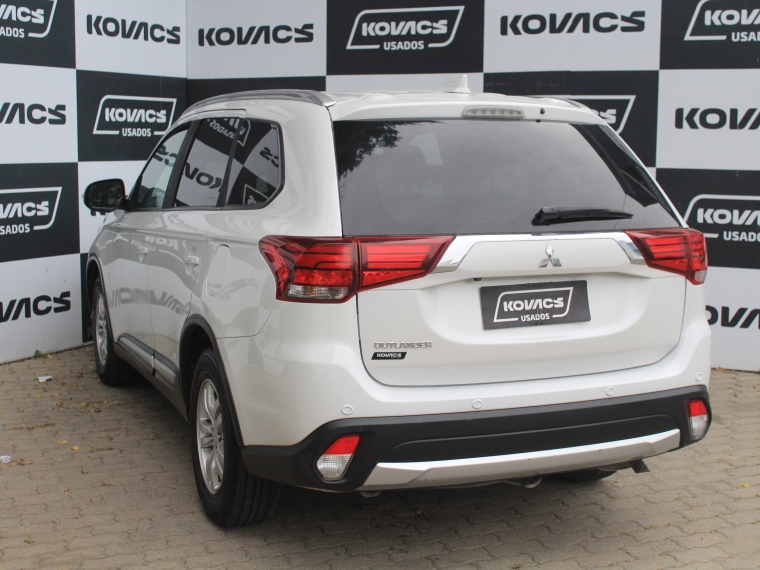 Mitsubishi Outlander 2.0 At 4x2 2019 Usado  Usado en Kovacs Usados