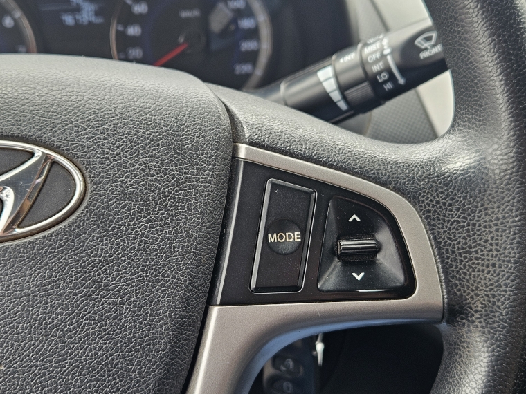 Hyundai Accent Rb Gl 1.4 2017 Usado  Usado en Kovacs Usados