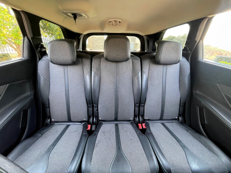 Peugeot 5008 Bluehdi 130 1.5 Aut 2021  Usado en Automarket Chile