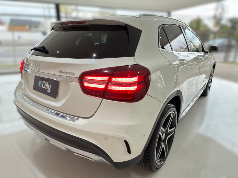 Mercedes benz Gla 250 4matic 2018 Usado en Automotriz Olea Flaño