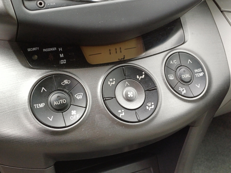 Toyota Rav4 Rav 4 2.0 Aut 4x2 2011 Usado en Rosselot Usados