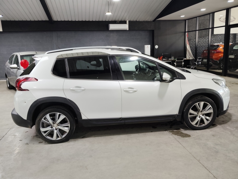 Peugeot 2008 Allure Hdi 1.6 2017  Usado en Guillermo Morales Usados