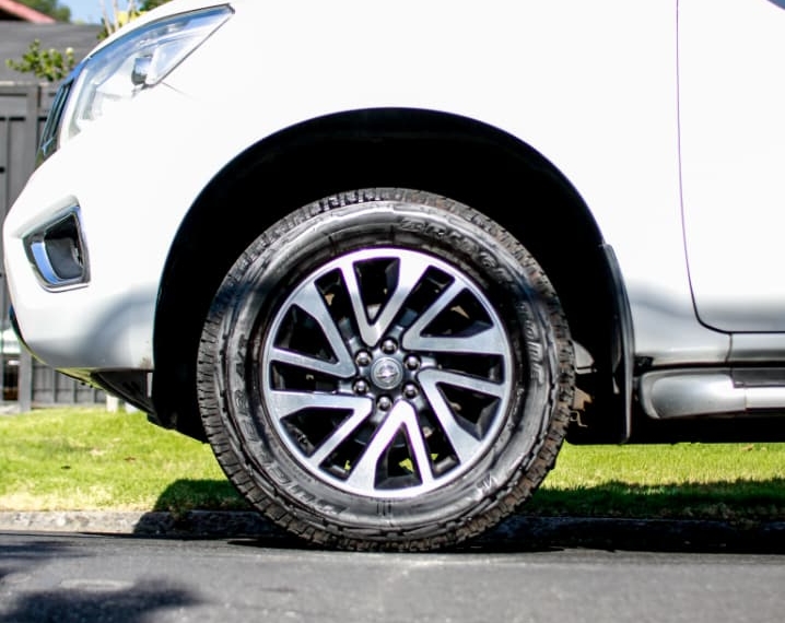 Nissan Np300  2.3 Dsl Auto Le 4wd 2017 Usado en Autoadvice Autos Usados