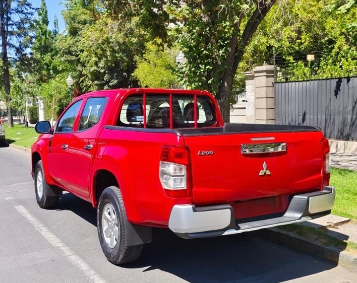Mitsubishi L200 Katana Crt 4x4 2.4 2023  Usado en GT Autos
