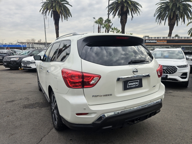 Nissan Pathfinder 4x4 3.5 Aut Cvt Exclucive 2018 Usado  Usado en Kovacs Usados