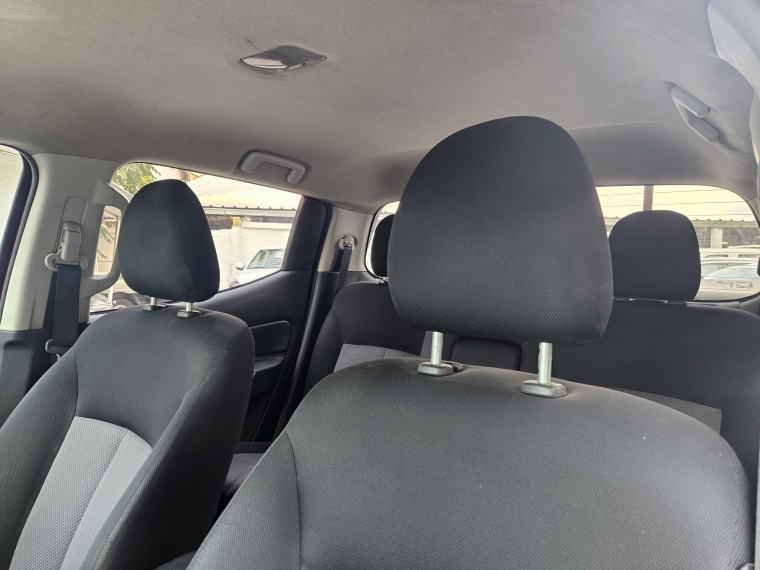 Mitsubishi L200 L200 D/c 2.4 Katana Cr 4x2 Mt Special Pack 2021 Usado en Rosselot Usados
