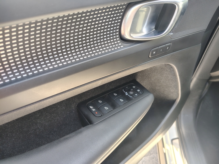 Volvo Xc40 Xc40 T4 Fwd 2.0 Aut 2021 Usado en Rosselot Usados