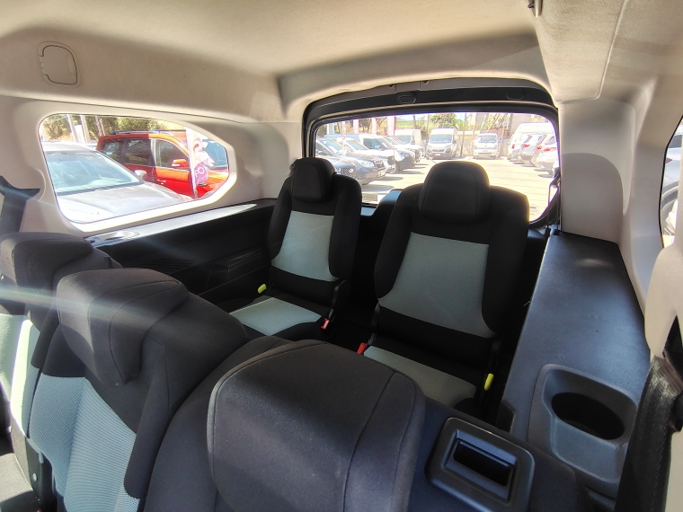 Citroen Multispace Berlingo Multispace Bluehdi Xl 1.5 2021 Usado en Rosselot Usados