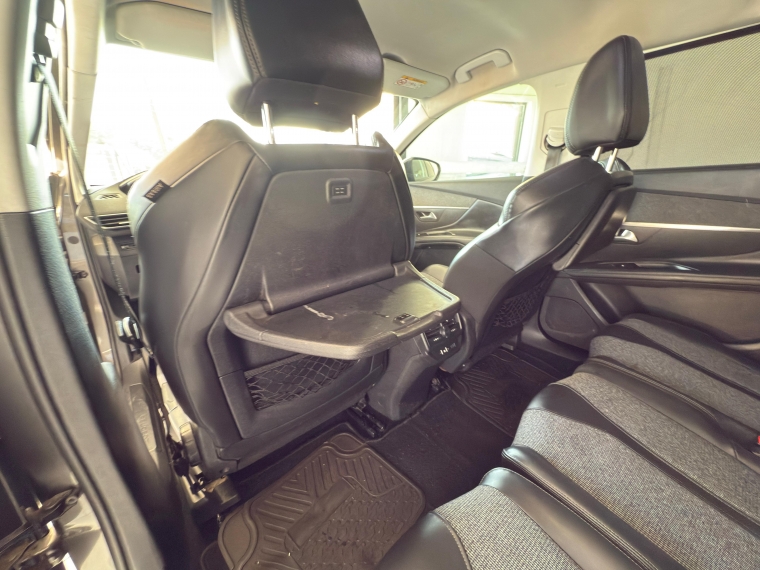 Peugeot 5008 Allure 1.6 Aut 2018 Usado en Automotriz Olea Flaño