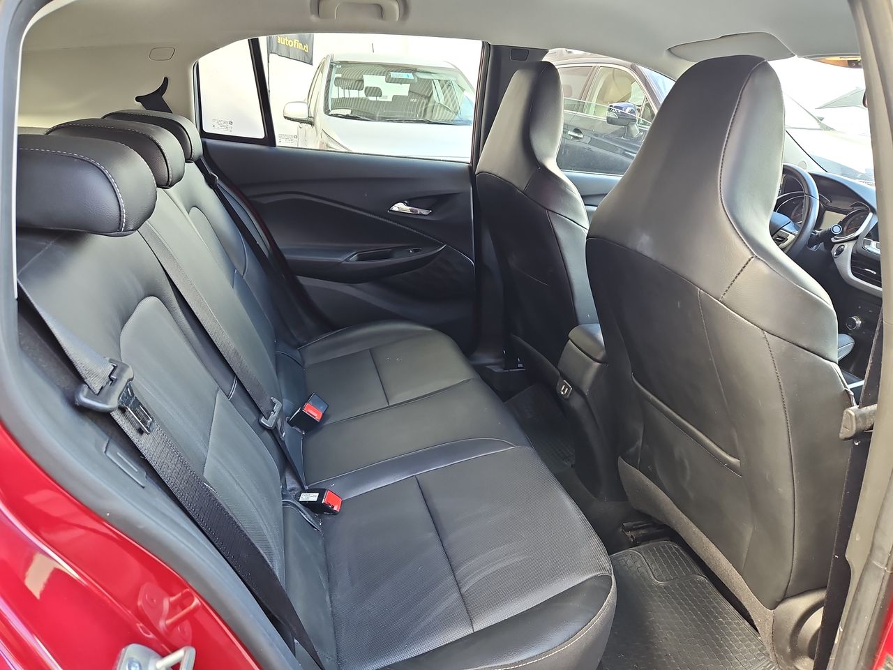 Chevrolet Onix Onix Hb 4x2 1.0 At 2024 Usado en Usados de Primera - Sergio Escobar