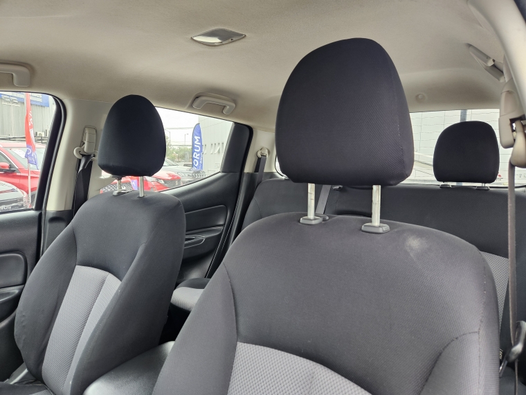 Mitsubishi L200 L200 D/c 2.4 Katana Crt 4x4 Special Pack 2023 Usado en Rosselot Usados