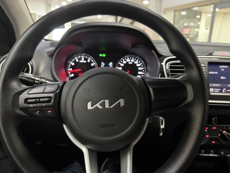 Kia Soluto Ex 1.4l 5mt Full 2026  Usado en Grass & Arueste