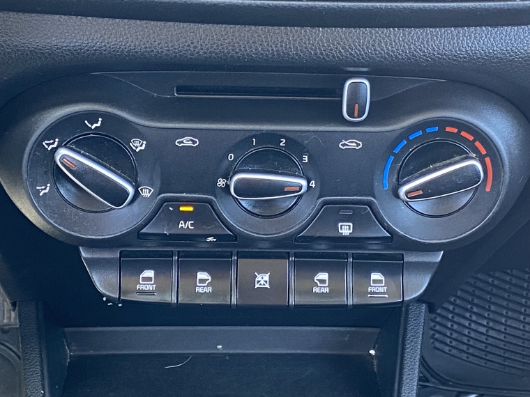 Kia Soluto Soluto Mpi 1.4 2024 Usado en Rosselot Usados