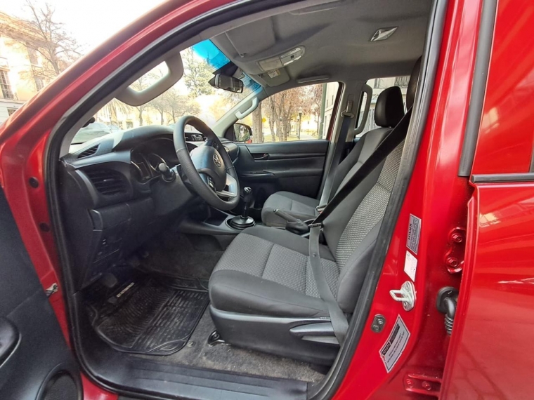 TOYOTA HILUX DX 4X2 2.4 - imagen 9