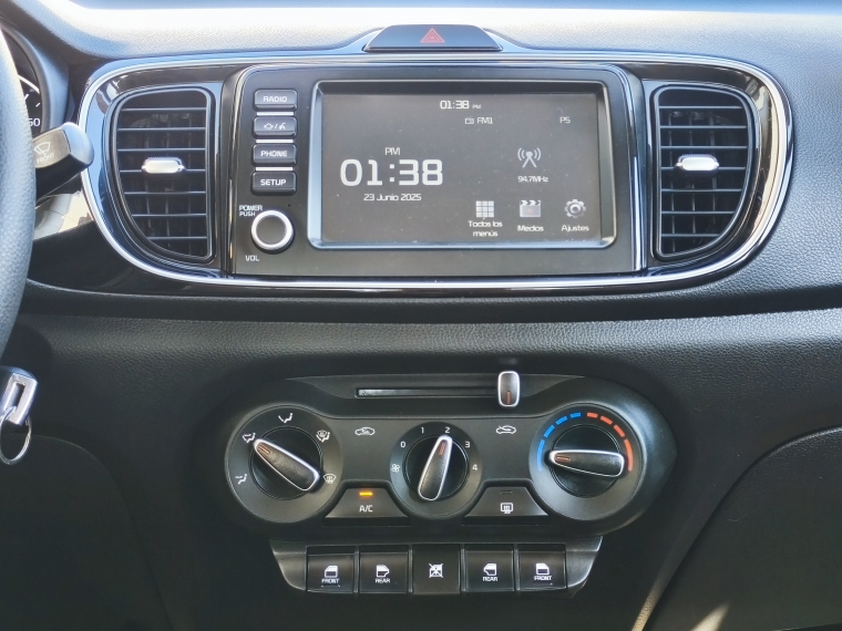 Kia Soluto Soluto Lx 1.4l 5mt G Ac Euro 6b - 2308 2023 Usado en Rosselot Usados