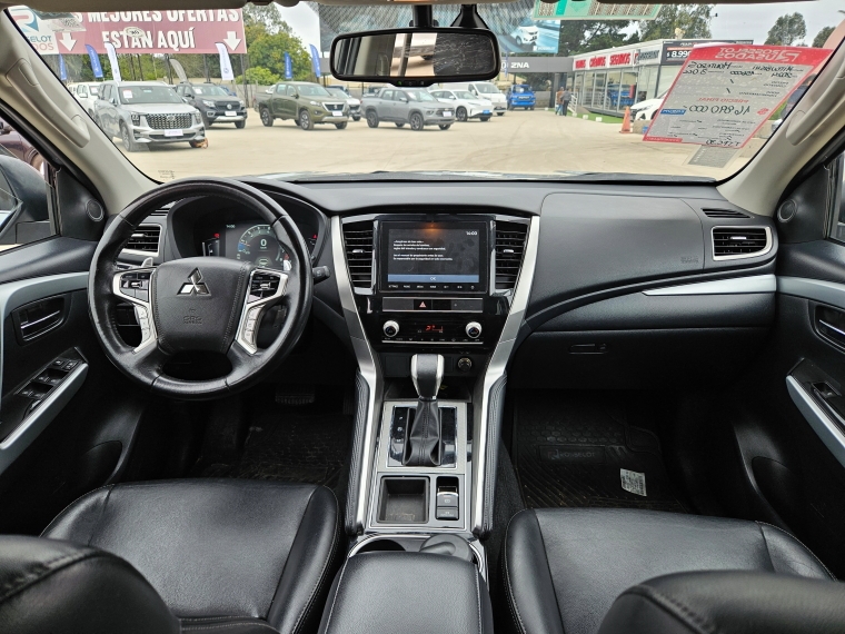Mitsubishi Montero sport New Montero Sport 3.0 2wd At Euro 6 2024 Usado en Rosselot Usados