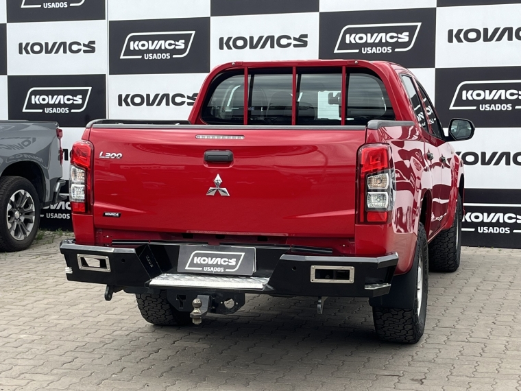 Mitsubishi L200 2.4 Td Work Cr Wf Mt 4x2 Diesel 2022 Usado  Usado en Kovacs Usados
