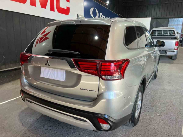 Mitsubishi Outlander 2.0 2023 Usado  Usado en Webautos.cl