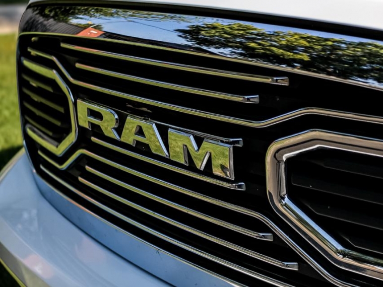 Ram 1500  5.7 1500 Laramie Auto Crew Cab 4wd 2018 Usado en Autoadvice Autos Usados