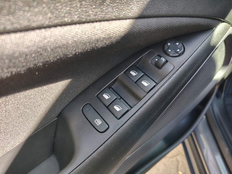 Opel Crossland 1.2t Edition At 2024 Usado  Usado en Webautos.cl