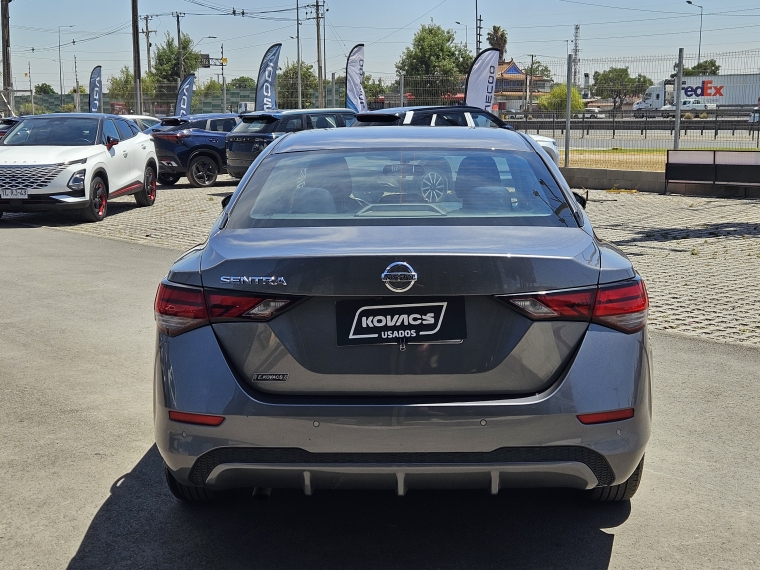 Nissan Sentra Mt 2.0 2023 Usado  Usado en Kovacs Usados