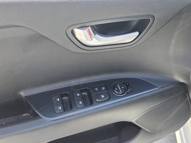 Kia Rio 5 Rio 5 C Ex 1.4l 6mt Ac Ci - 2078 2020 Usado en Rosselot Usados