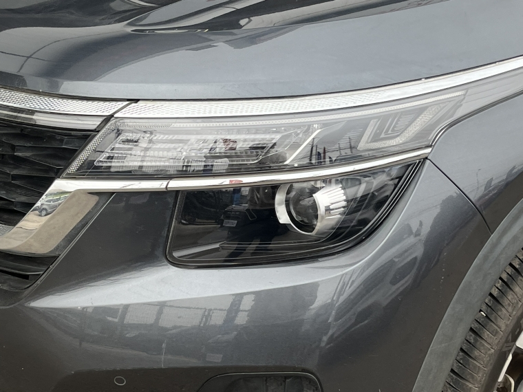 Kia Seltos Seltos Mpi 6mt 1.6 2021 Usado en Rosselot Usados