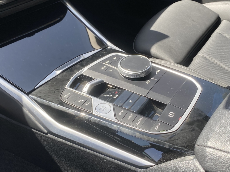 Bmw 330 Sedan 2.0 Aut  2023 Usado  Usado en Autoselect Usados