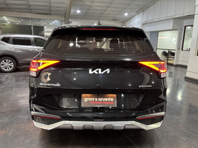 Kia Sportage Ex 2.0l Gsl 6mt 2wd 2022  Usado en Grass & Arueste
