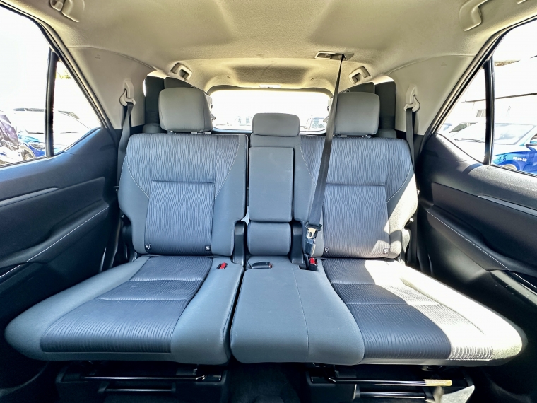 Toyota Fortuner 2.7 Sr5 At 2023 Usado  Usado en Kovacs Usados