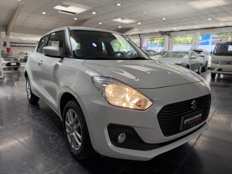 Suzuki Swift 1.2l Glx At 2021  Usado en Grass & Arueste