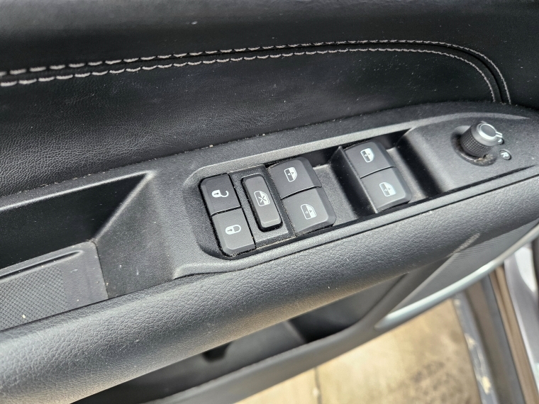 Jeep Compass Compass Sport 1.3 Aut 2023 Usado en Rosselot Usados