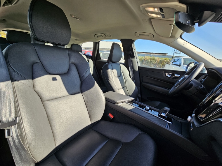 Volvo Xc60 Ii B5 4x4 2.0 Aut  2022 Usado  Usado en Autoselect Usados