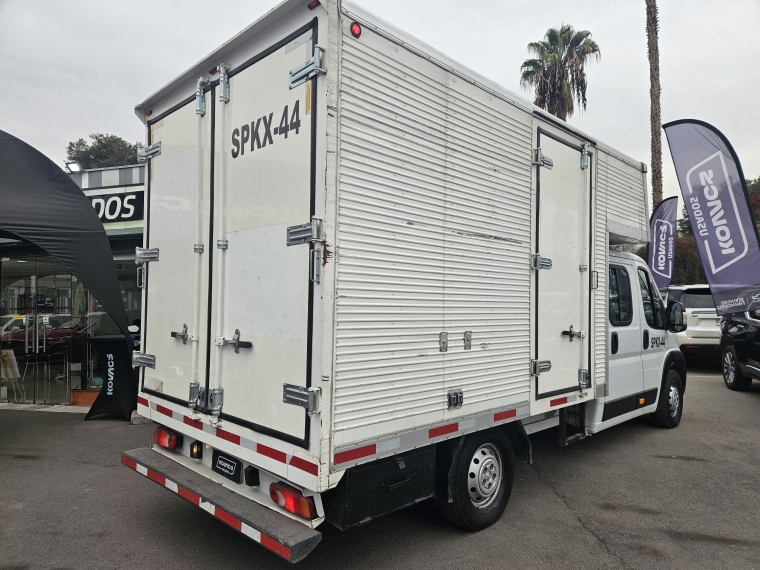 Peugeot Boxer D/cab. L4 Bluehdi 165 Mt Diesel 2023 Usado  Usado en Kovacs Usados
