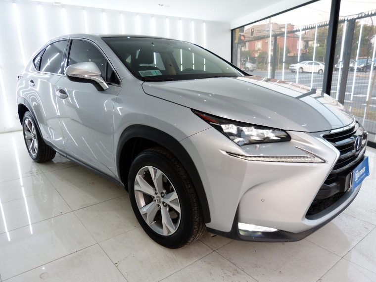 Lexus Nx300 New Nx300 Hybrid Hv 4x4 2017 Usado en Automotriz Olea Flaño