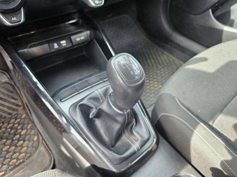 Kia Rio 5 Rio 5 Ex 1.4 2019 Usado en Rosselot Usados