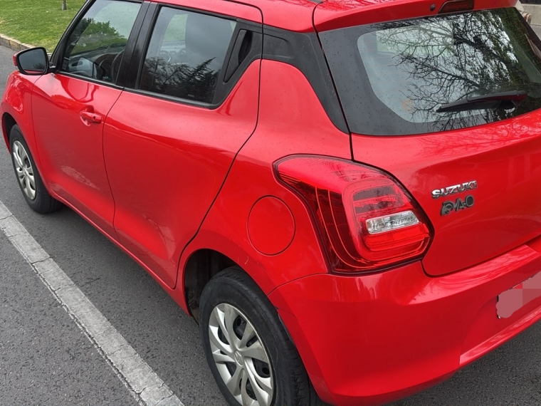 Suzuki Swift 2Wd 1.2Cc — foto 4 de 11