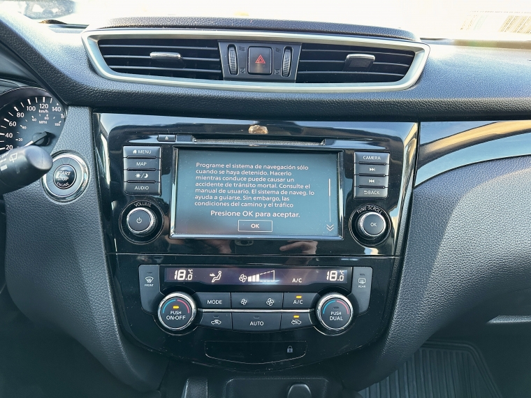 Nissan Qashqai — foto 13 de 19