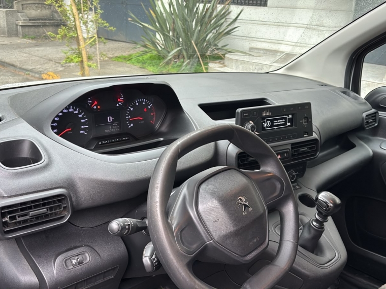 Peugeot Partner Bluehdi 1.5Cc — foto 6 de 8