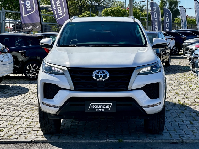 Toyota Fortuner 2.7 Sr5 At 2022 Usado  Usado en Kovacs Usados