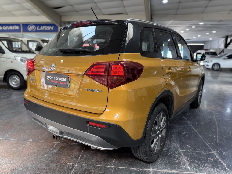 Suzuki Vitara Ii Glx 1.6l 5mt Ac 2021  Usado en Grass & Arueste
