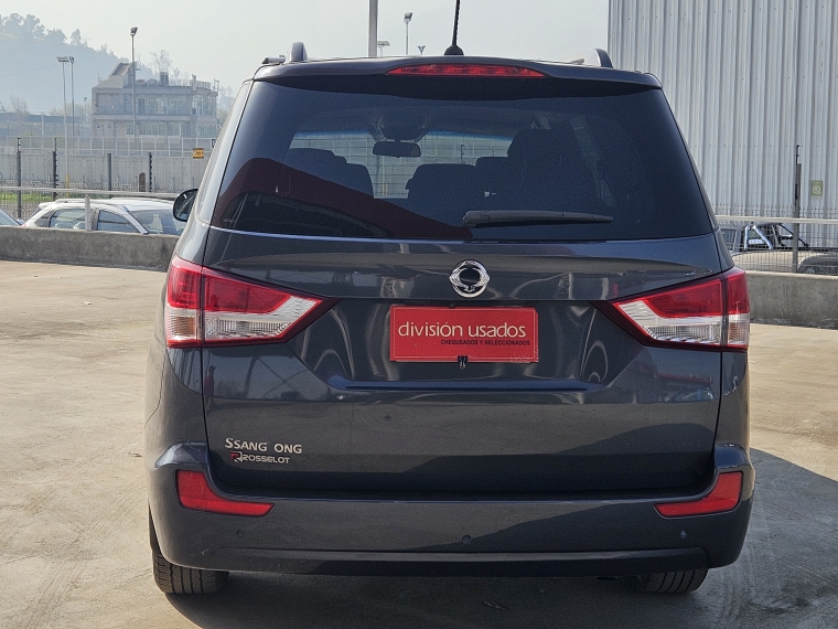Ssangyong Stavic Stavic Xdi 4x2 At 2.2 - Rd201 Euro Vi 2019 Usado en Rosselot Usados