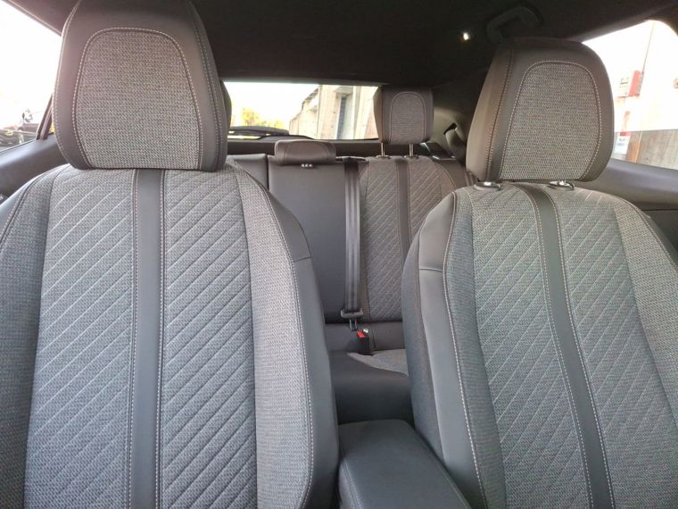 Peugeot 2008 2008 Allure 130 1.2 Aut 2025 Usado  Usado en Webautos.cl