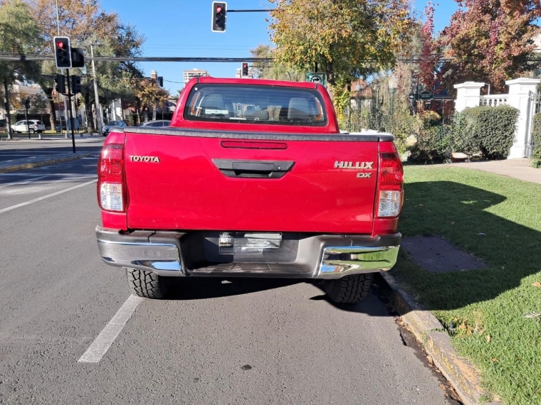 TOYOTA HILUX DX 4X4 2.4 - imagen 15